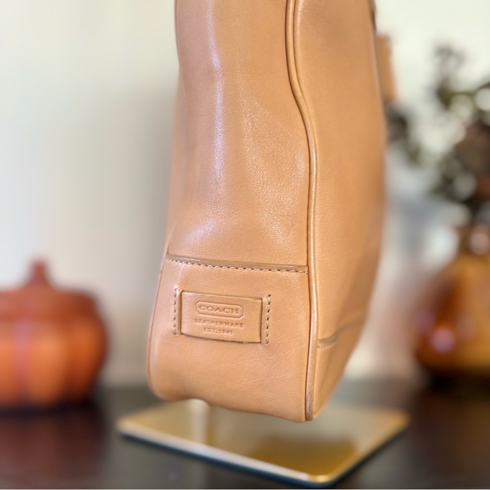 Vintage Coach Hamptons Lunch Tote - Picture 7 of 12